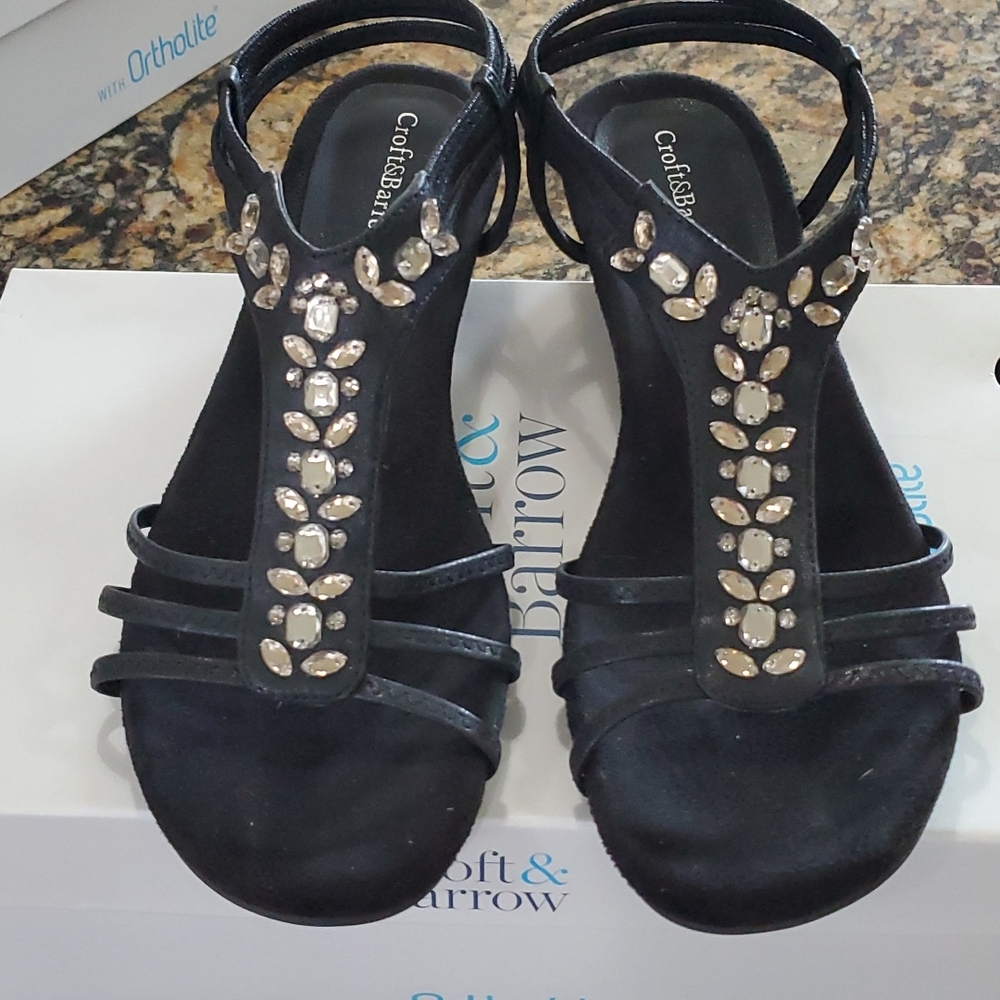 Croft & Barrow black sandals size 9
